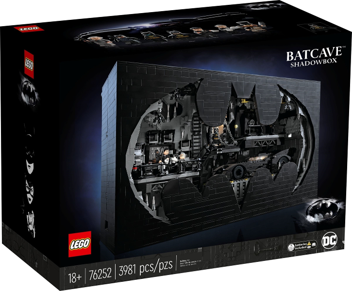 LEGO 76252 Batcave - Shadow Box