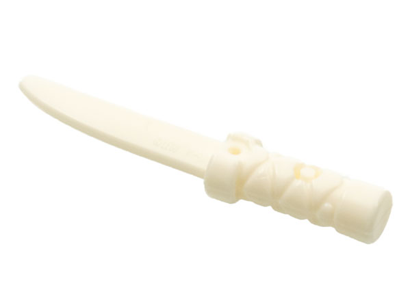 Weapon Dagger / Knife with Flat Hilt End and Curved Blade, Cross Hatched Grip in White