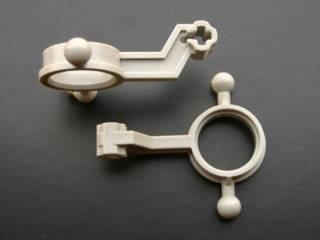 Technic Steering Arm Large with Hub, Towballs - Axle Connection in White