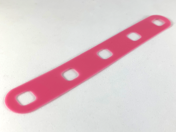 Clikits Connector, Strip 2 x 14 with Rounded Ends and 5 Holes in Trans-Pink
