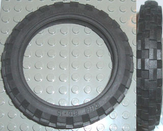 Tyre 81.6 x 15 Motorcycle in Black