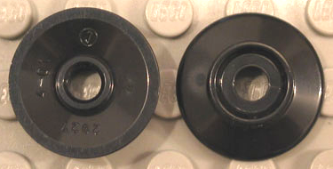 Train Wheel Small in Black