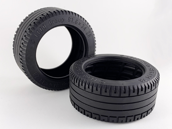 Tyre 81.6 x 34 ZR Technic Straight Tread in Black