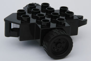 Duplo Trailer Base 4 x 4 with Two Black Wheels and Hitch Ends in Black