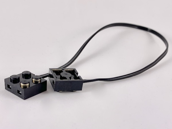 Wire with Brick 2 x 2 x 2/3 Pair, 33L in Black