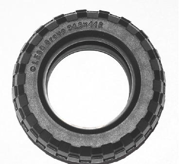 Tyre 94.8 x 44 R Balloon in Black