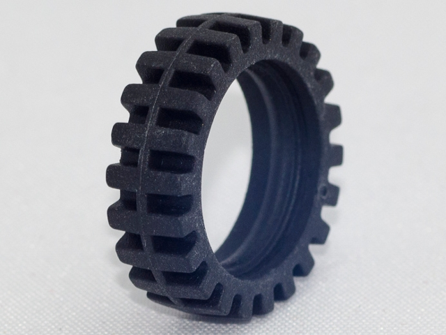 Tyre Matching Tread with Center Band 23 x 7 in Black