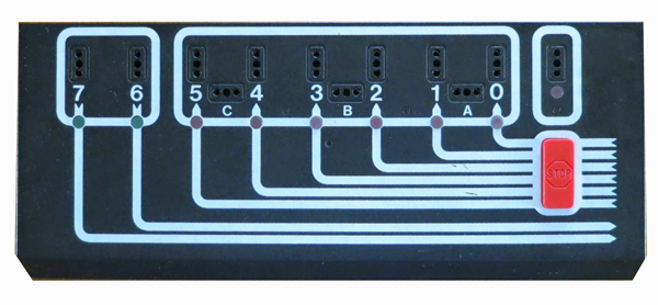 Technic Control 4.5V Interface Box with Ports in Black