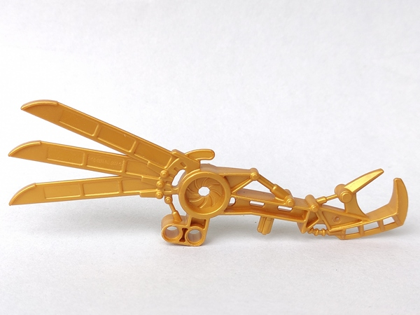 Large Figure Weapon Blade, Piraka Three Blade Scissor (Zaktan) in Pearl Gold