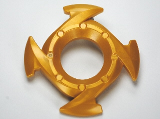 Ring 4 x 4 with 2 x 2 Opening and 4 Arrow Ends (Ninjago Spinner Crown) in Pearl Gold