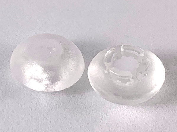 Clikits Icon, Round 2 x 2 Small, Thick with Pin in Trans-Clear