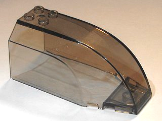Windscreen 8 x 4 x 3 Curved in Trans-Brown