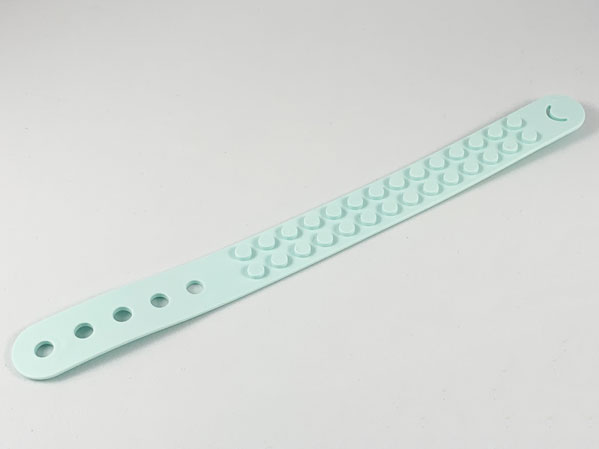 DOTS Bracelet 2 Stud Wide in Light Aqua