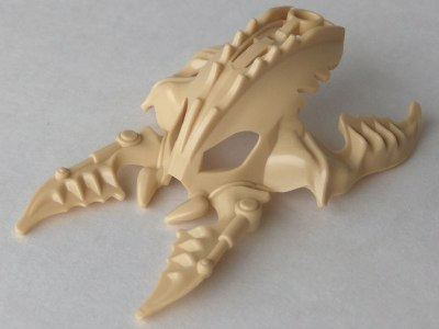 Large Figure Mask Vorox in Tan