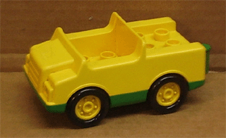 Duplo Car with 2 x 2 Studs and Green Base, Yellow Hubs in Yellow