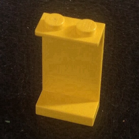 Panel 1 x 2 x 3 - Solid Studs in Yellow