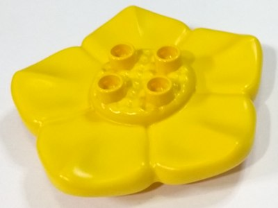 Duplo Plant, Flower 6 x 6 with 4 Top Studs in Yellow