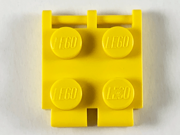 Scala, Plate Special 2 x 2 with End Bar and End Clips (Human Bracelet Segment) in Yellow