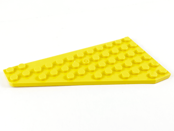 Wedge, Plate 7 x 12 Wing Right in Yellow
