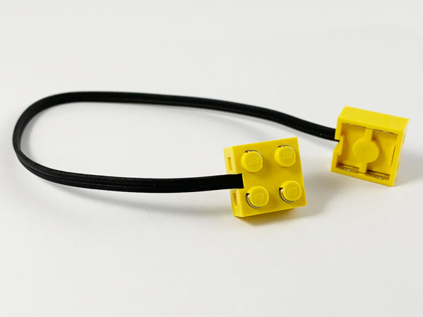 Wire with Brick 2 x 2 x 2/3 Pair, 26L in Yellow