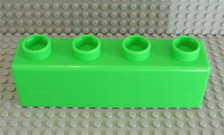 Quatro Brick 1 x 4 in Bright Green
