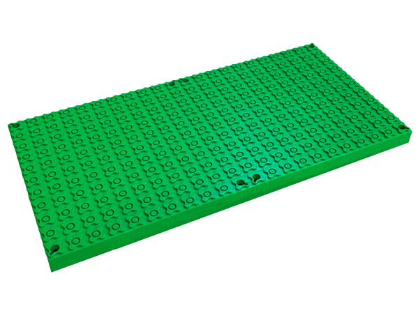 Scala, Baseplate 44 x 22 with 8 holes in Bright Green