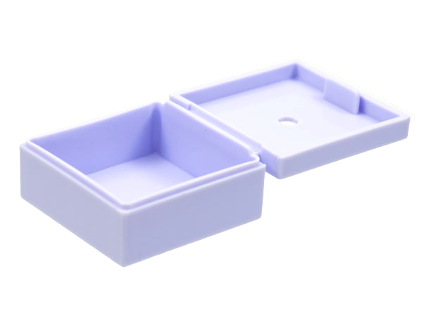 Box 3.5 x 3.5 x 1.3 with Hinged Lid in Light Violet