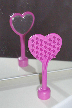Duplo Hairbrush, Heart Shaped in Dark Pink