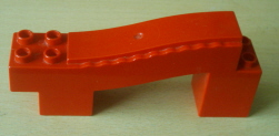 Duplo Road Section, Incline with 4 studs at Bottom, Bumpy Edges in Red