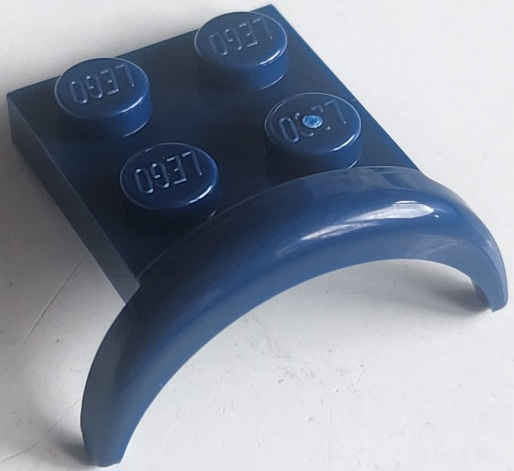 Wheel Arch, Mudguard 2 x 3 x 1 1/3 with 2 x 2 Plate in Dark Blue