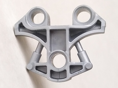 Large Figure Chest Cover (Toa Metru) in Pearl Light Gray