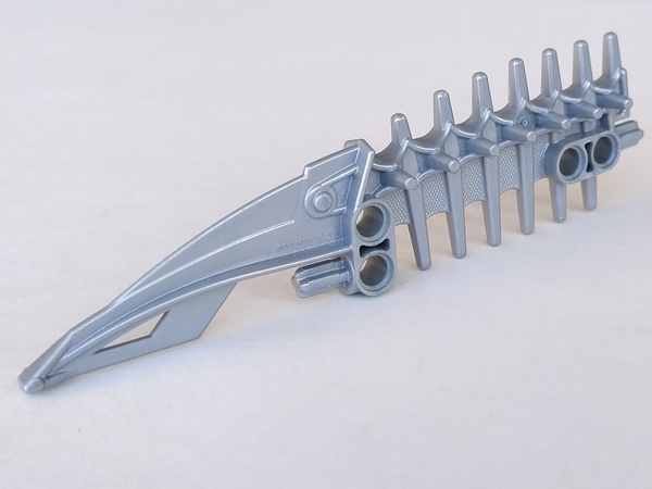 Large Figure Weapon Spined Long Blade in Pearl Light Gray
