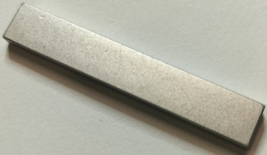 Tile 1 x 6 with Groove in Metallic Silver