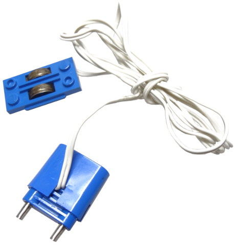 Wire with 2-Prong Connector with Cap, and Train Track Contact Base, 97cm [Complete Assembly] in Blue