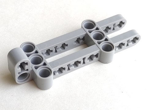 Technic Beam Special 8 x 3 x 2 (Visorak Torso) in Light Bluish Gray
