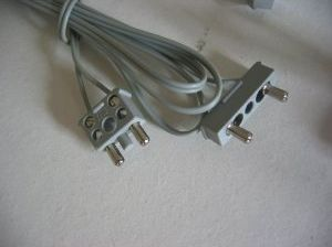 Wire with 2-Prong Connector Squared Wide Short 2-Prong Connector Squared Narrow Long, 12V / 4.5V 96L in Light Gray