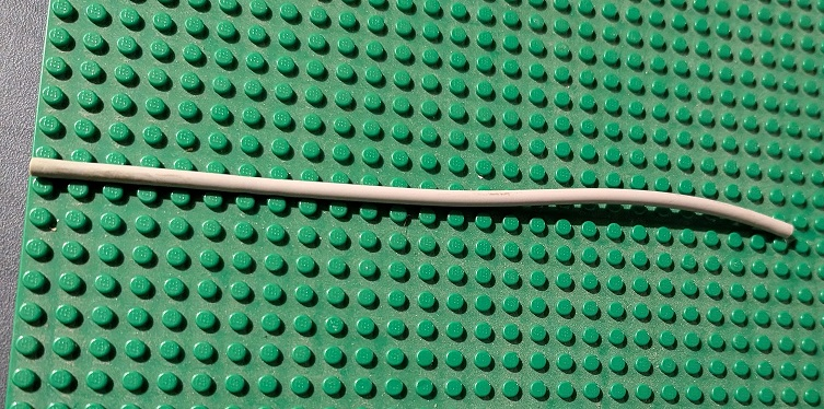 Hose, Pneumatic 4mm D. 27L / 21.6cm in Light Gray