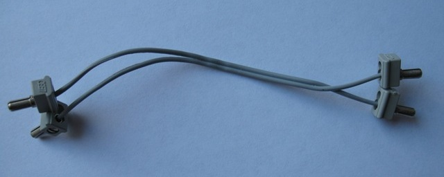 Wire with 1-Prong Connectors, 12V / 4.5V 15L in Light Gray