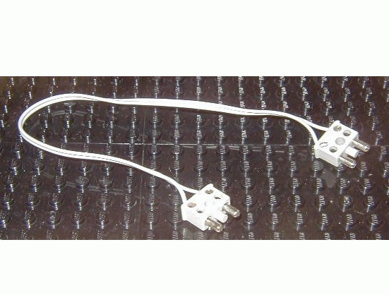 Wire with 2-Prong Connectors, 12V / 4.5V 28L in Light Gray