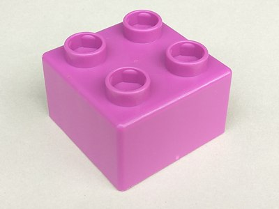 Quatro Brick 2 x 2 in Light Purple