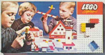 LEGO 040 Basic Building Set in Cardboard