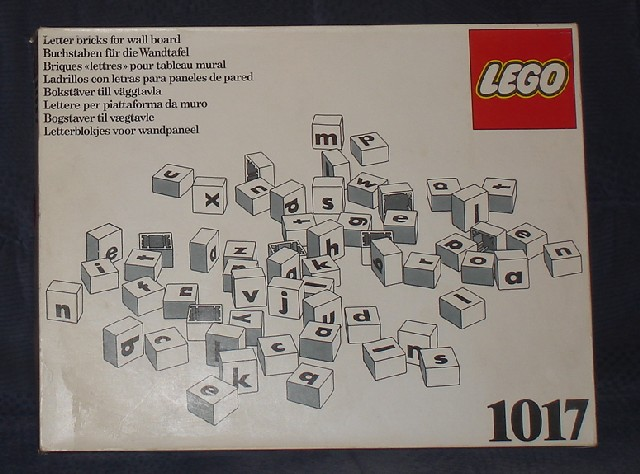 LEGO 1017 Letter Bricks for Wall Board