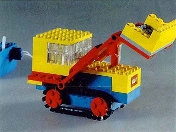 LEGO 102A-2 Front-End Loader (Second Version with Type B Motor 12 x 4 x 3 1/3)