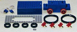 LEGO 103 4.5V Motor Set with Rubber Tracks