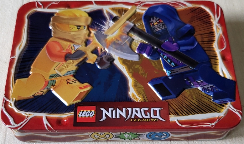 LEGO 112404 Arin vs. Wolf Mask Guard metal box