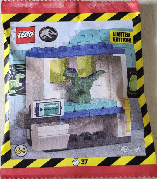 LEGO 122404 Baby Raptor with DNA Lab Cabinet paper bag