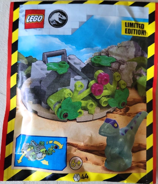 LEGO 122406 Raptor with Secret Hideout paper bag