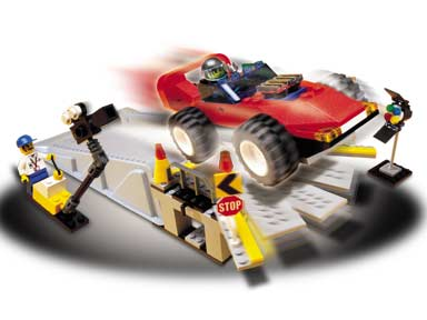 LEGO 1353 Car Stunt Studio