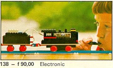 LEGO 138 Electronic Train