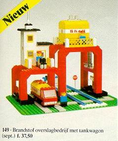 LEGO 149 Fuel Refinery